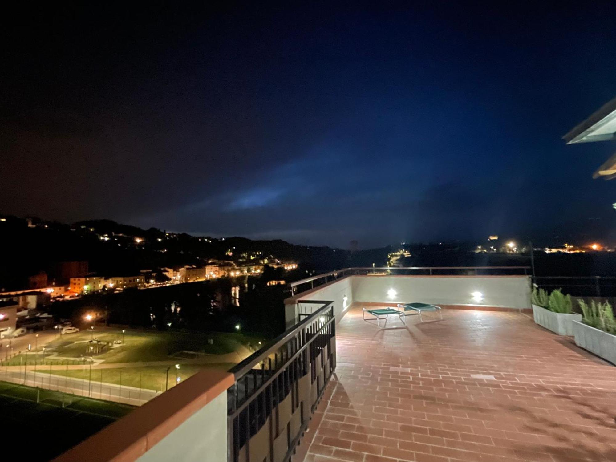 Sesto Piano Apartment Incisa in Val d'Arno Dış mekan fotoğraf