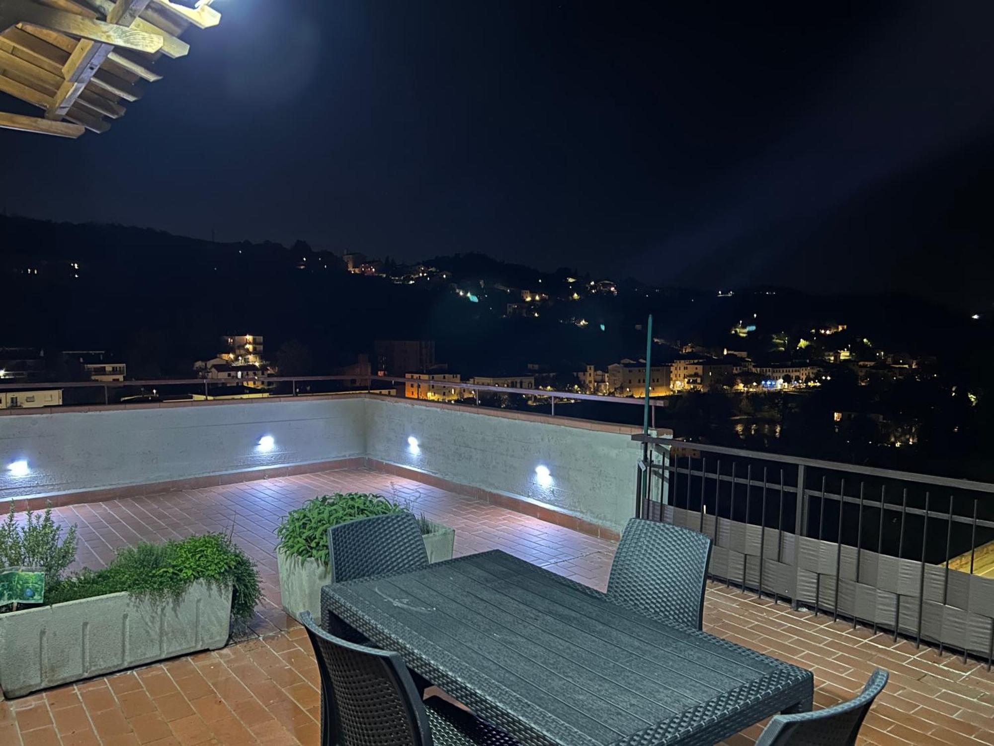 Sesto Piano Apartment Incisa in Val d'Arno Dış mekan fotoğraf